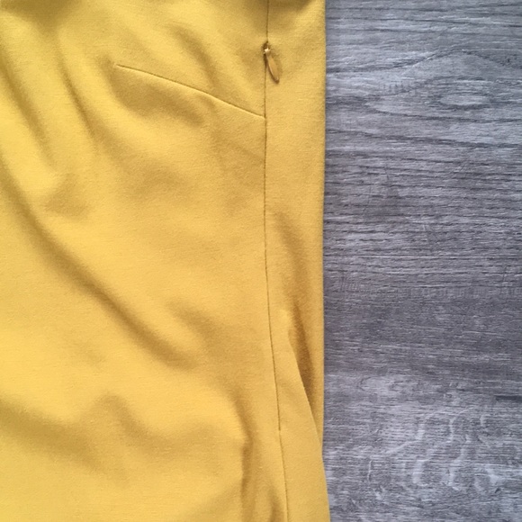 Vivienne Tam - Vintage Sheath Dress - Mustard Gold and Black - Picture 5 of 8